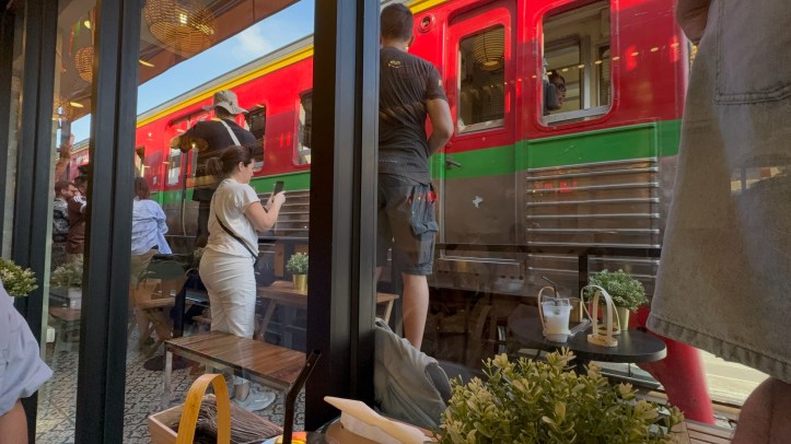 美功鐵道市集 咖啡廳