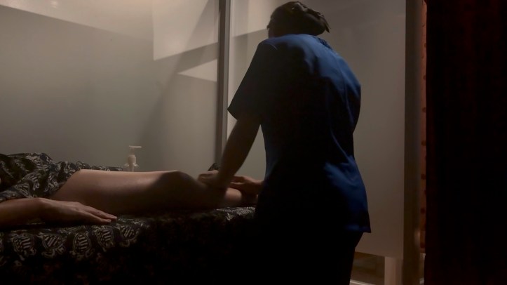 峇里島熱石按摩